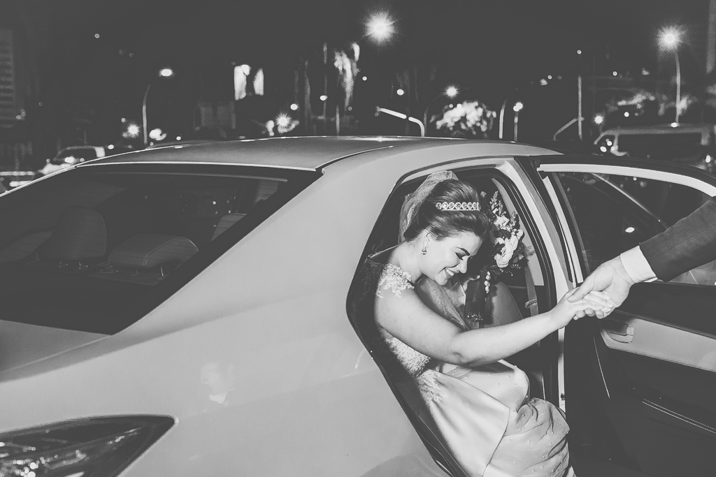 Fotos jornalísticas em casamento na Paroquia Nossa Senhora da Saude Brasília Df