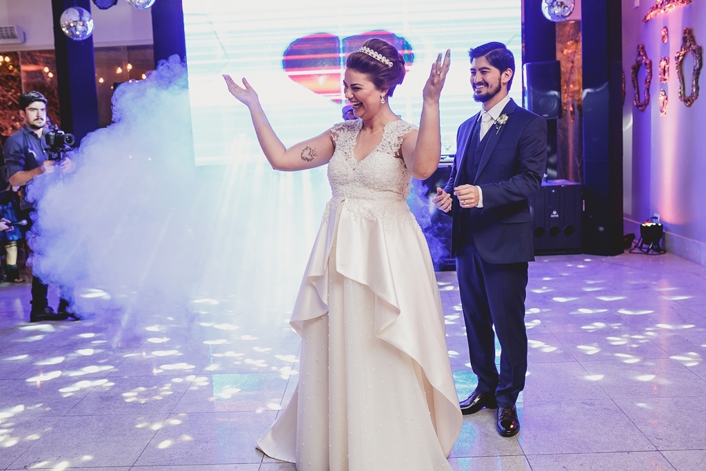 Dança do casal em festa de casamento no Salão de festas Porto Cristal Brasília Df pelo fotógrafo Philipe Nogueira