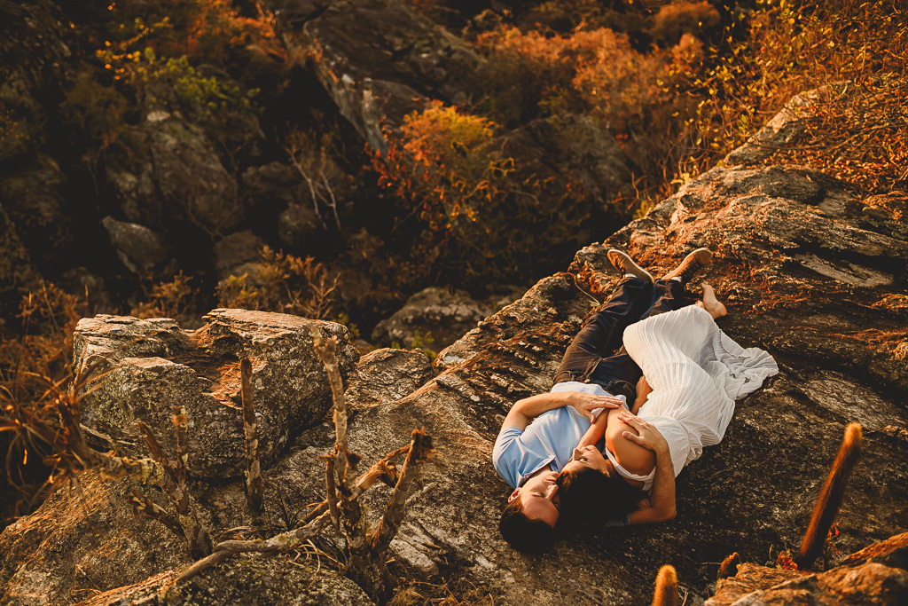 Noivos em sessão pré casamento  em Pirenópolis Go