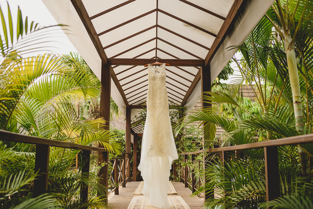 Making of de noiva no salão Ricardo Maia pelo fotógrafo profissional de casamentos Philipe Nogueira vestido Ateliê Debora Morais Brasília Df