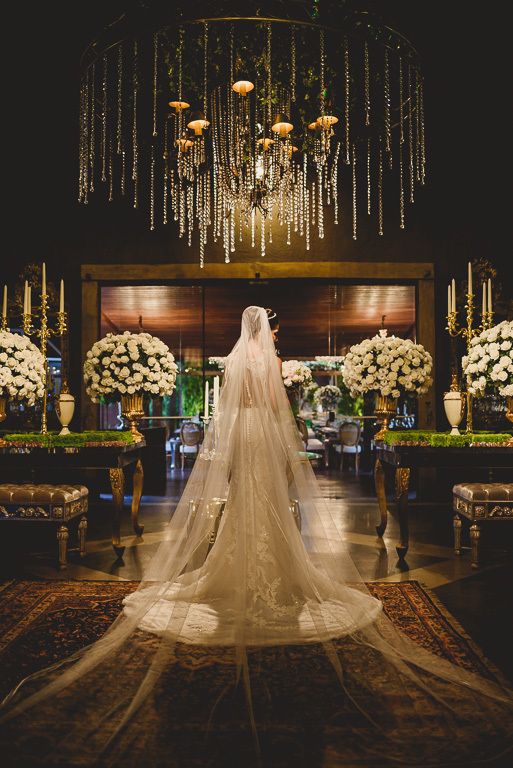Ensaio de noiva na decoração Patú Anú pelo fotógrafo profissional de casamento Philipe Nogueira vestido Ateliê Debora Morais Brasília Df