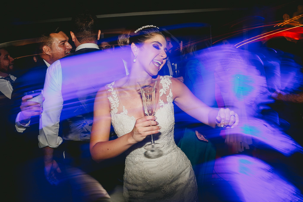 Pista de dança em festa de casamento no Salão de festas Patú Anú Park Way Brasília Df pelo fotografo profissional de casamento Philipe Nogueira