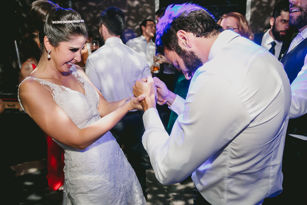 Pista de dança em festa de casamento no Salão de festas Patú Anú Park Way Brasília Df pelo fotografo profissional de casamento Philipe Nogueira