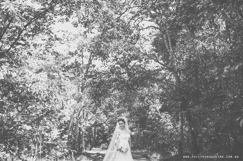 Ensaio de Noiva Brasília, Ensaio Fotográfico, Previa de Noiva, Prévia de noiva no Jardim Botanico, Vestido de Noiva, Buque de perolas, Ensaio em Local Diferente, Fotos Criativas, Fotografo de casamento Df, Fotografo de Casamento Profi