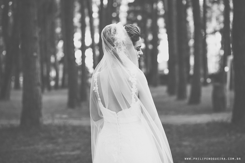 Ensaio de Noiva Brasília, Ensaio Fotográfico, Previa de Noiva, Prévia de noiva no Jardim Botanico, Vestido de Noiva, Buque de perolas, Ensaio em Local Diferente, Fotos Criativas, Fotografo de casamento Df, Fotografo de Casamento Profi