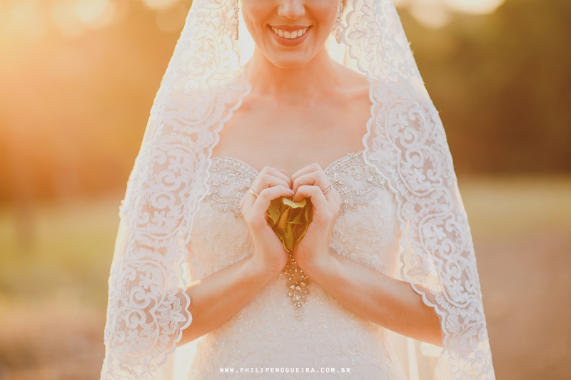 Ensaio de Noiva Brasília, Ensaio Fotográfico, Noiva de Botas, Noiva com Cavalo, Previa de Noiva, Prévia de noiva no Haras do Morro, Vestido de Noiva, Véu de Noiva, Debora Moraes Brasília, Ensaio de Noiva em Local Diferen