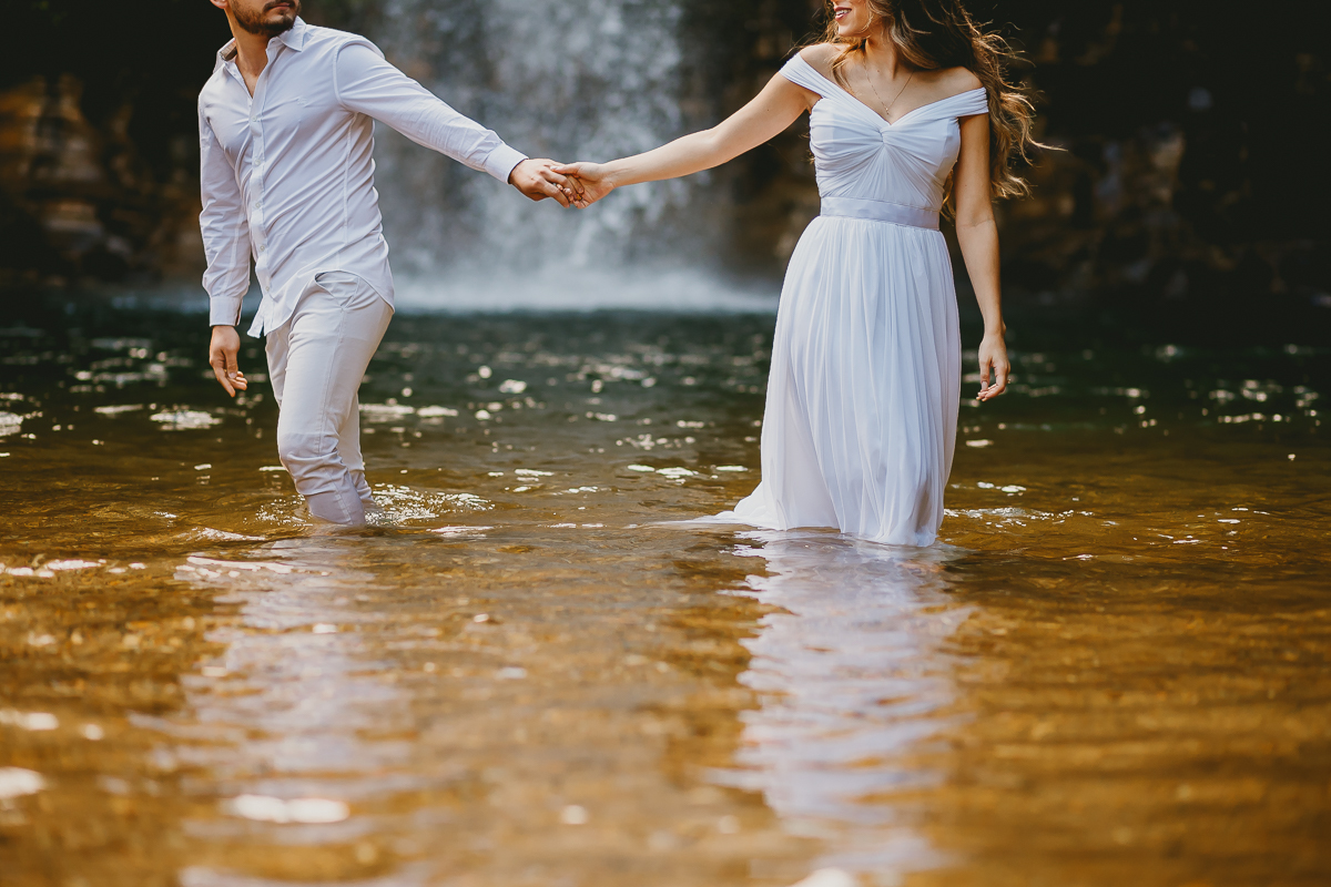 Fotos na cachoeira em Goiás