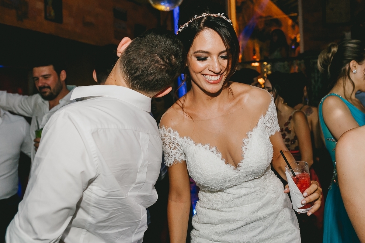 Pista de dança em festa de casamento Boho chic no Salão de festas Villa Giardini banda soda sound fotógrafo profissional Brasília Df