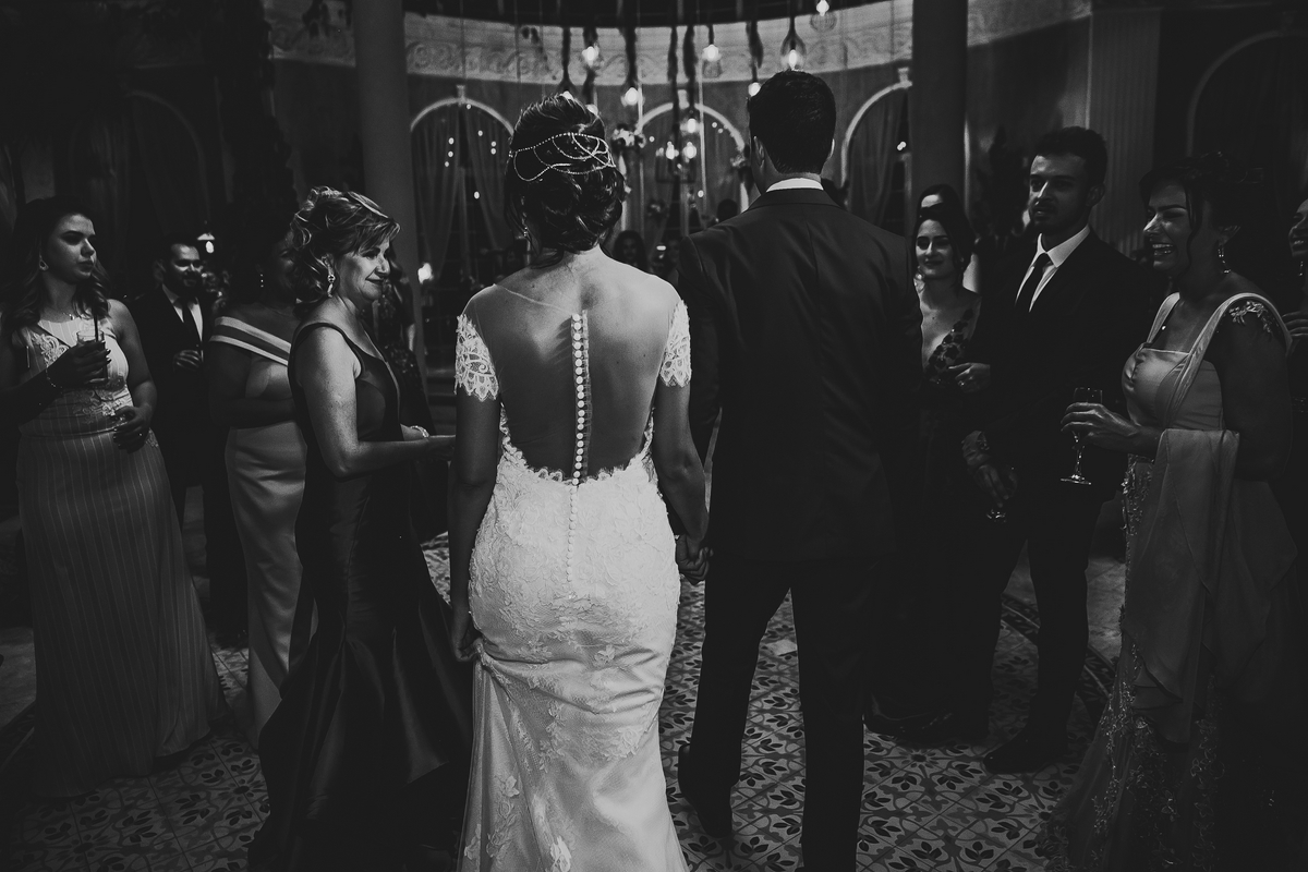 Pista de dança em festa de casamento Boho chic no Salão de festas Villa Giardini banda soda sound fotógrafo profissional Brasília Df