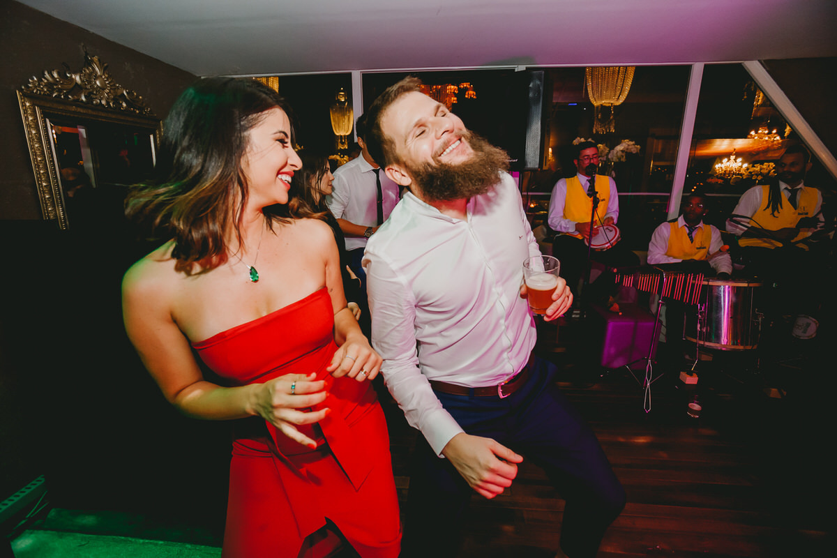 Pista de dança em festa de casamento tropical no Salão de festas Patú Anú Park Way banda Brasil Capital Samba Show fotógrafo profissional Brasília Df