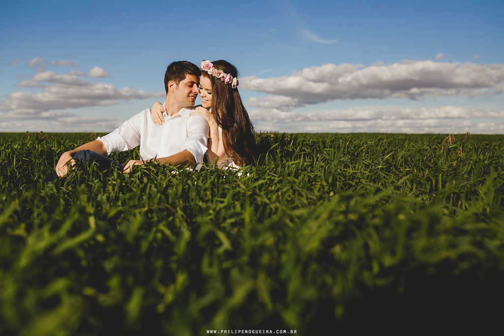 Ensaio de Casal em Brasília, Ensaio Romântico, Ensaio Fotográfico, Prévia Romântica, Fotografo de casamento Brasília Df, Fotografo de Casamento Profissional, Ensaio na Plantação, Ensaio no Campo.