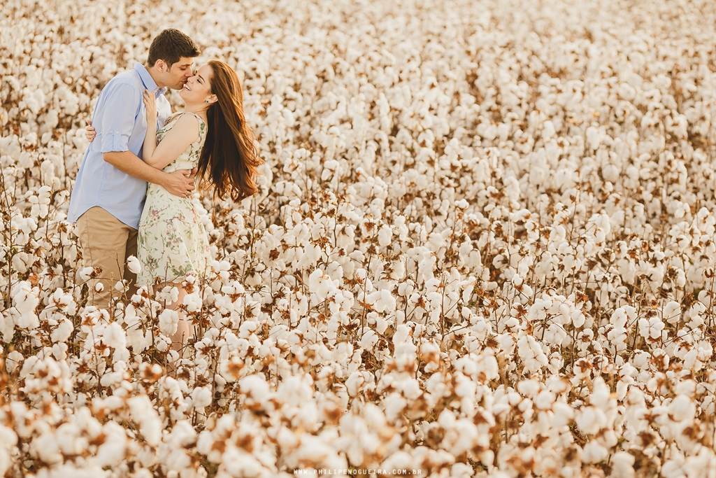 Ensaio de Casal em Brasília, Ensaio Romântico, Ensaio Fotográfico, Prévia Romântica, Fotografo de casamento Brasília Df, Fotografo de Casamento Profissional, Ensaio na Plantação, Ensaio no Campo.