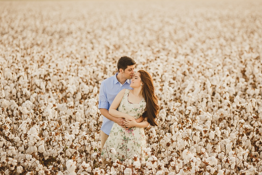 Ensaio de Casal em Brasília, Ensaio Romântico, Ensaio Fotográfico, Prévia Romântica, Fotografo de casamento Brasília Df, Fotografo de Casamento Profissional, Ensaio na Plantação, Ensaio no Campo.