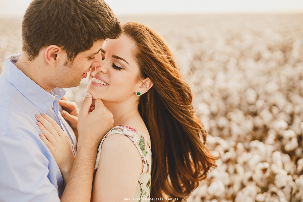 Ensaio de Casal em Brasília, Ensaio Romântico, Ensaio Fotográfico, Prévia Romântica, Fotografo de casamento Brasília Df, Fotografo de Casamento Profissional, Ensaio na Plantação, Ensaio no Campo.