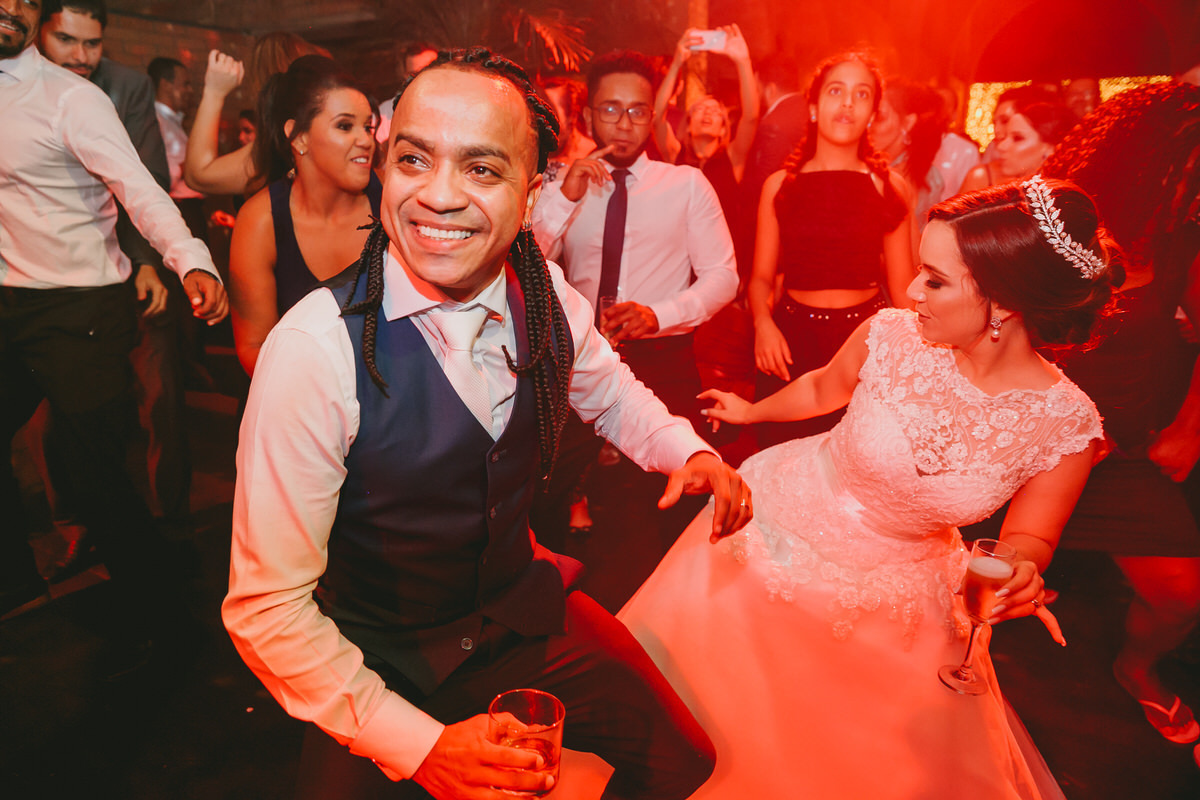 Pista de dança em festa de casamento clássico no Salão de festas Mansão dos Arcos Park Way banda casa 20 fotógrafo profissional Brasília Df