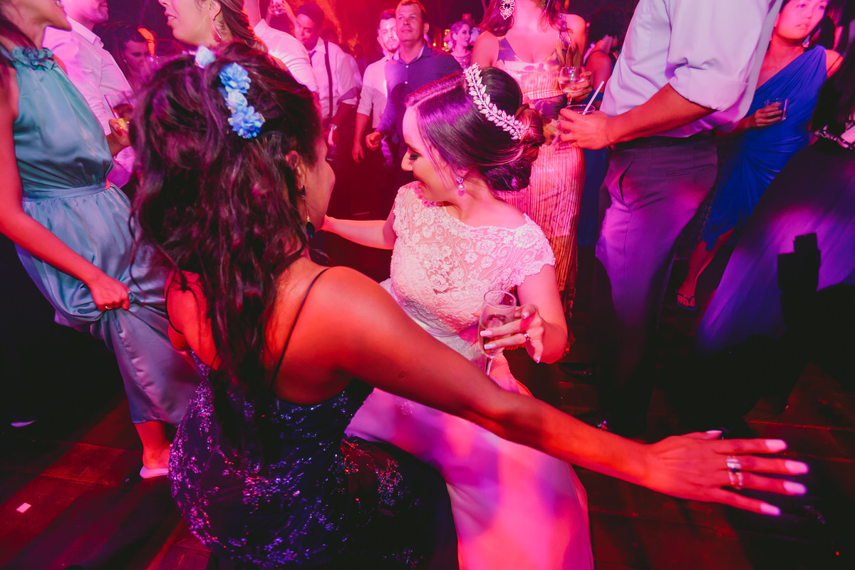 Pista de dança em festa de casamento clássico no Salão de festas Mansão dos Arcos Park Way banda casa 20 fotógrafo profissional Brasília Df