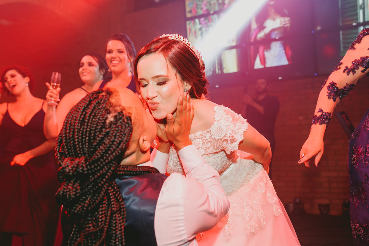 Pista de dança em festa de casamento clássico no Salão de festas Mansão dos Arcos Park Way banda casa 20 fotógrafo profissional Brasília Df