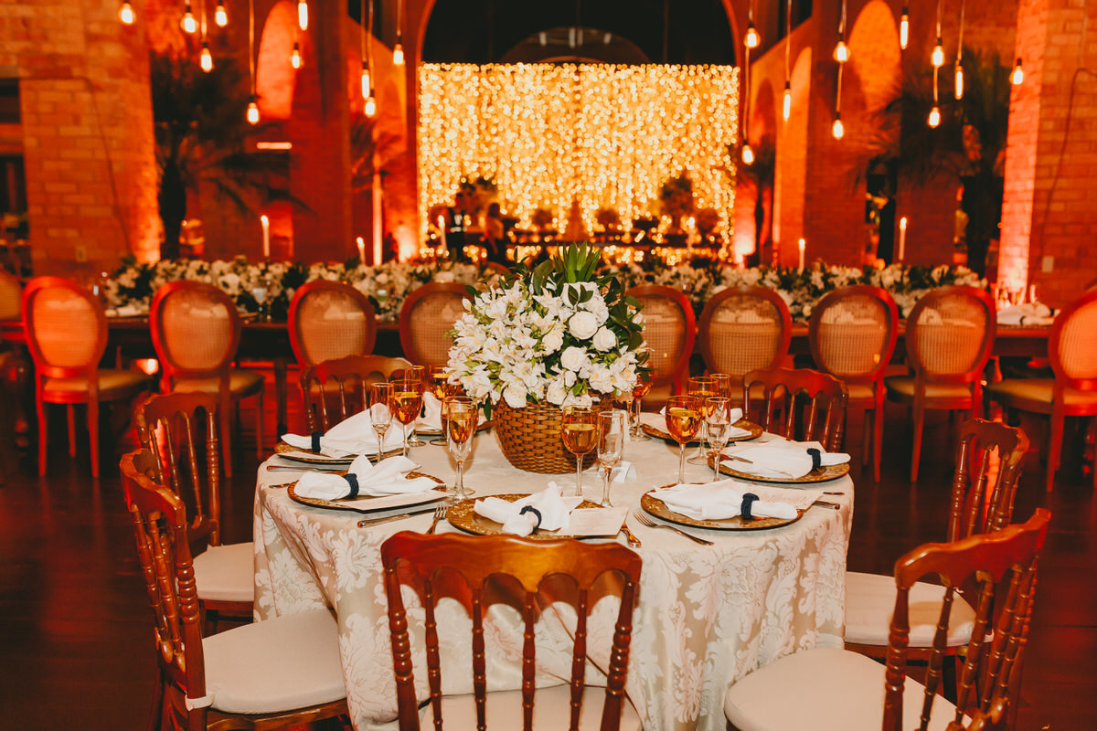 Decoração clássica verde e branca em festa de casamento no Salão Mansão dos Arcos Park Way Brasília Df Por Erika Magalhães