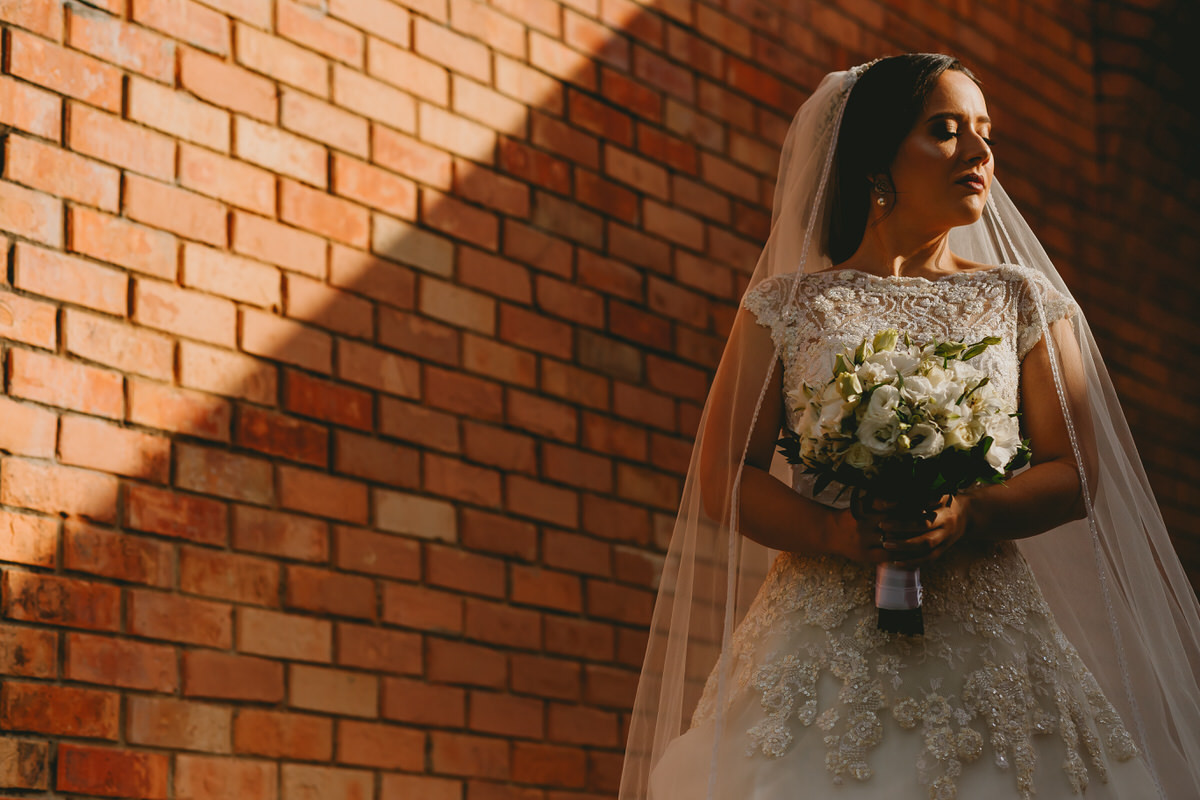 Prévia de noiva na Mansão dos Arcos salão Orange Studio com vestido de noiva Neimar Sinicio pelo fotógrafo Philipe Nogueira Brasília Df