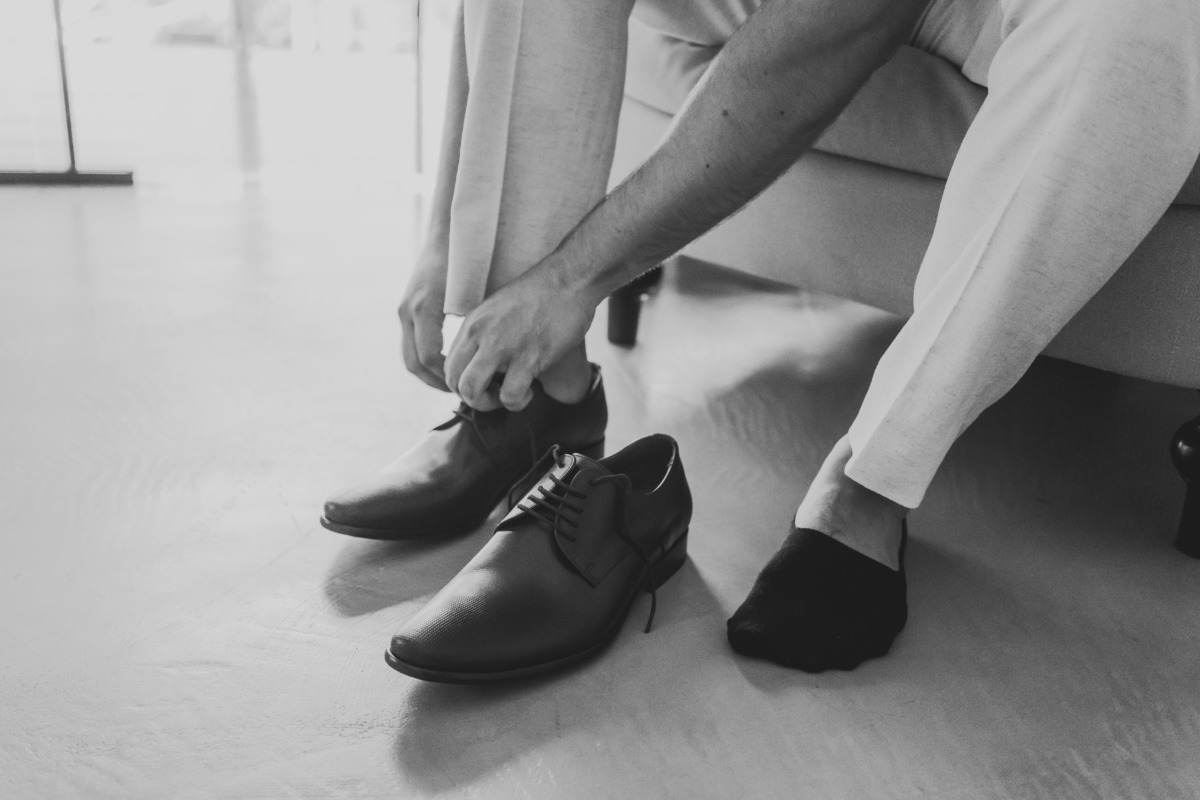 Making of de noivo no espeço da lenda pelo fotógrafo profissional de casamentos Philipe Nogueira Df