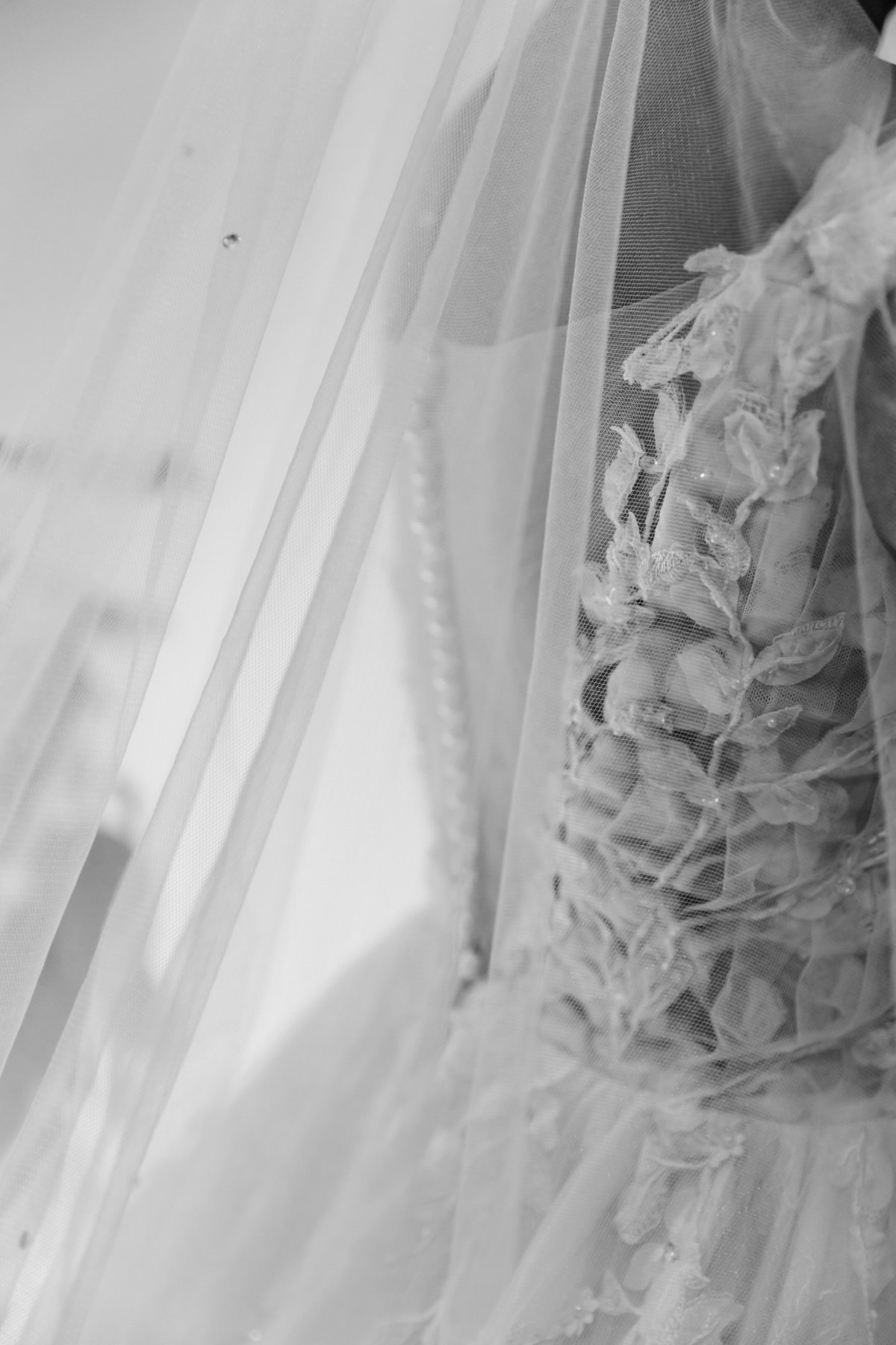 
Making of de noiva maquiagem Isabel de San cabelo Kacyo Vaz com vestido de noiva Vivian Spier pelo fotógrafo Casal Nogueira Brasília Df