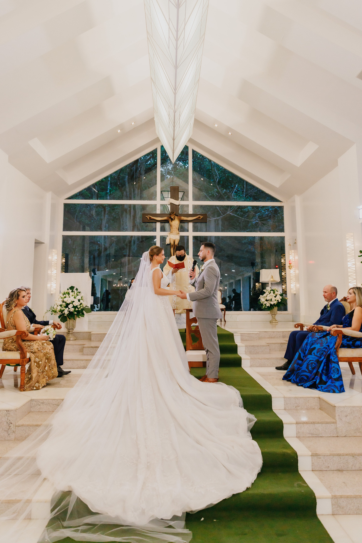 Cerimonia de casamento de dia na capela do Recanto das Águas Brasília Df 