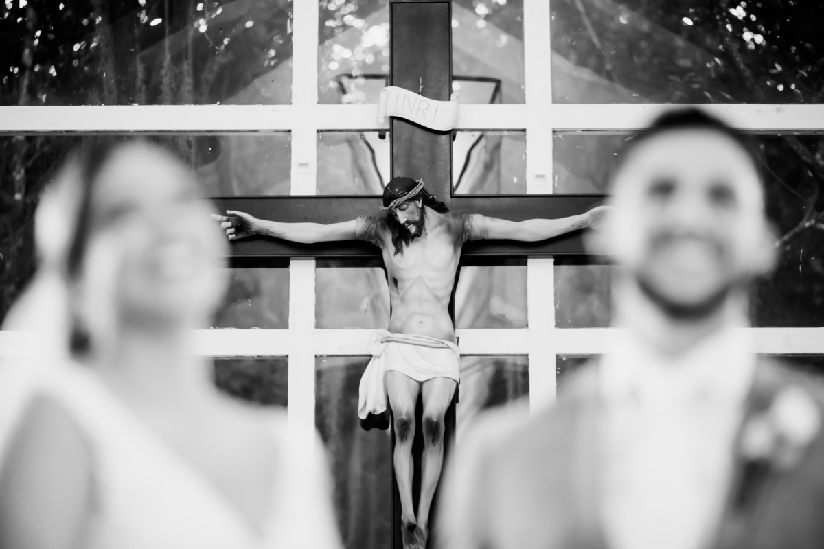 Cerimonia de casamento de dia na capela do Recanto das Águas Brasília Df 