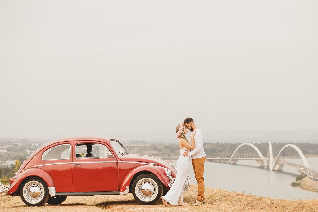 Ensaio de Casal em Brasília, Ensaio Romântico, Ensaio Fotográfico, Prévia, Ensaio com carro, Fotografo de Casamento Brasília, Fotografo Ensaio Brasília, Ponte Jk, Fotografo Profissional.