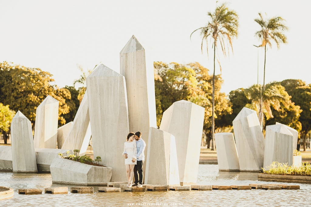 Ensaio de Casal em Brasília, Ensaio de Noivos, Ensaio Romântico, Prévia Romântica, Ensaio na escola, Fotografo de Casamento Brasília DF, Colégio Militar de Brasília, Praça dos cristais Df.
