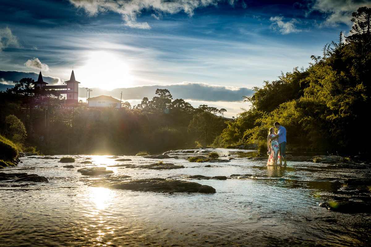 Cachoeira da Barrinha, Bom Jardim da Serra. Pré-Wedding Tamires e Cleber - Serra Catarinense, SC. Fotografo de casamentos Eduardo Pasqualini. Ensaio de Casal, Ensaio de Casamento.