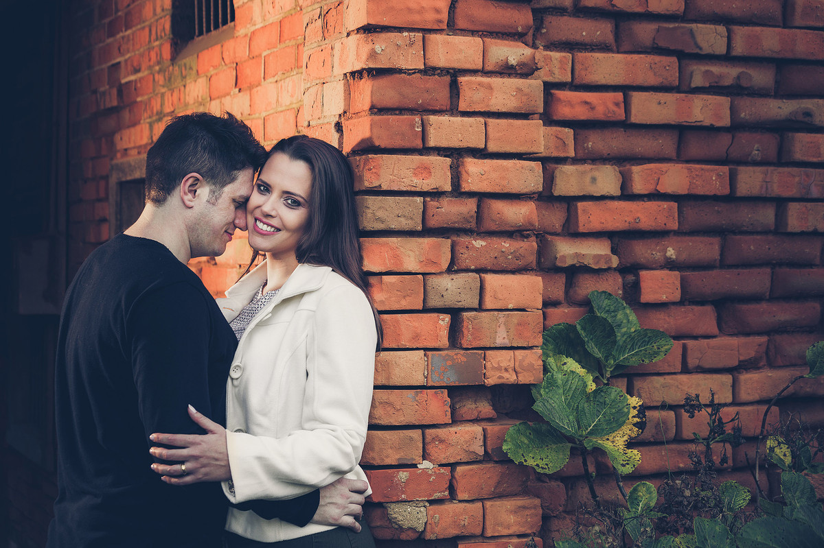Linda noiva. Pré-wedding Vaniele e Geovan. Presidente Getúlio, Camping e Pousada Urú. Fotografia de Eduardo Pasqualini, fotógrafo de casamentos e ensaios em Rio do Sul, Santa Catarina.