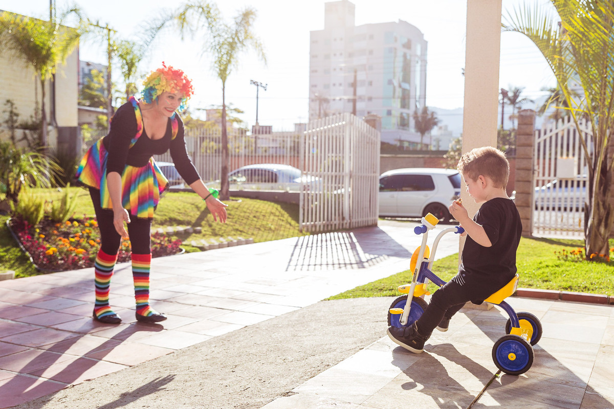 Palhacinha Aniversario infantil Anthony Casa Bela Aliança Eventos Fotografia Eduardo Pasqualini Fotógrafo profissional em Rio do Sul, Santa Catarina, Brasil. Sanny e Jon Mesquita.