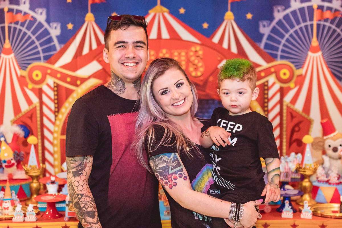 Cabelos verdes Aniversario infantil Anthony Casa Bela Aliança Eventos Fotografia Eduardo Pasqualini Fotógrafo profissional em Rio do Sul, Santa Catarina, Brasil. Sanny e Jon Mesquita.