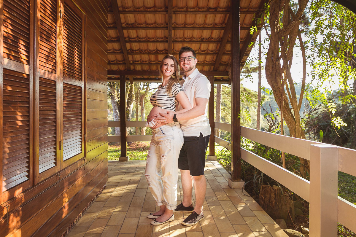 Chalana Ensaio Gestante Luana e Eziel Trombudo Central. Fotografia de Eduardo Pasqualini, fotógrafo de casamentos e ensaios em Rio do Sul, Santa Catarina.