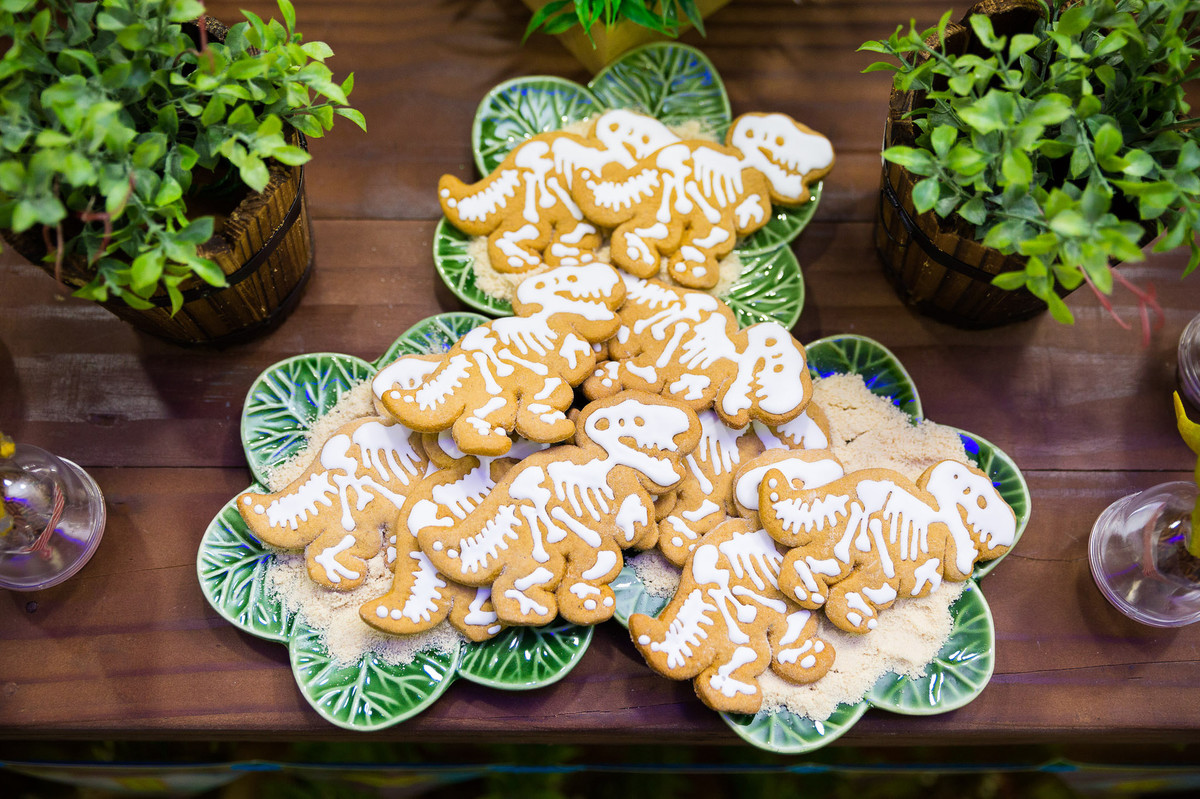 Esqueletos. Aniversário Infantil Espaço 10. Fotografia de Eduardo Pasqualini Fotógrafo em Rio do Sul, Santa Catarina, Brasil.
