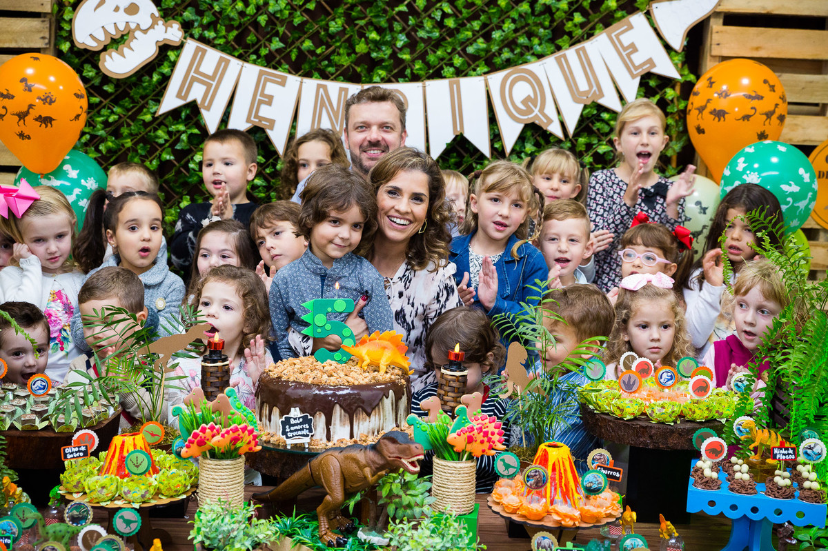 Todas as crianças. Aniversário Infantil Espaço 10. Fotografia de Eduardo Pasqualini Fotógrafo em Rio do Sul, Santa Catarina, Brasil.