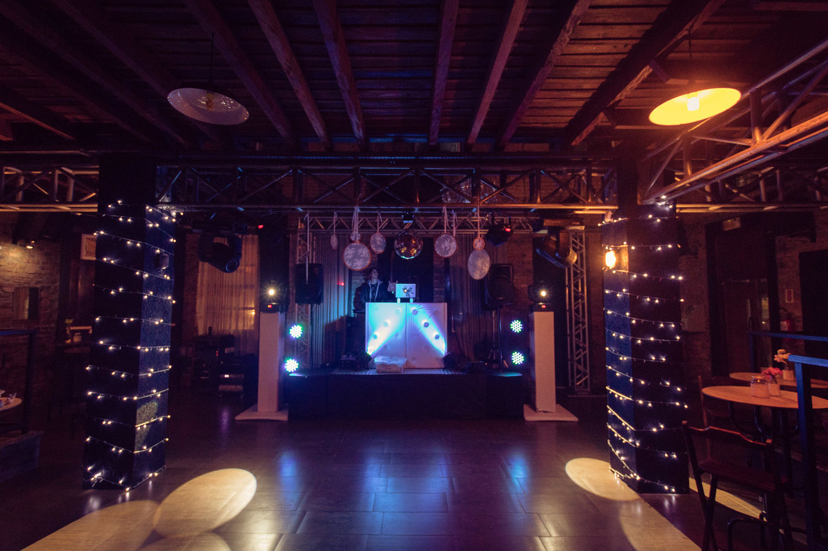 Local da festa. Aniversário 15 anos Gabrielle. Opa Eventos. Fotografia de Eduardo Pasqualini Fotógrafo em Rio do Sul, Santa Catarina, Brasil.