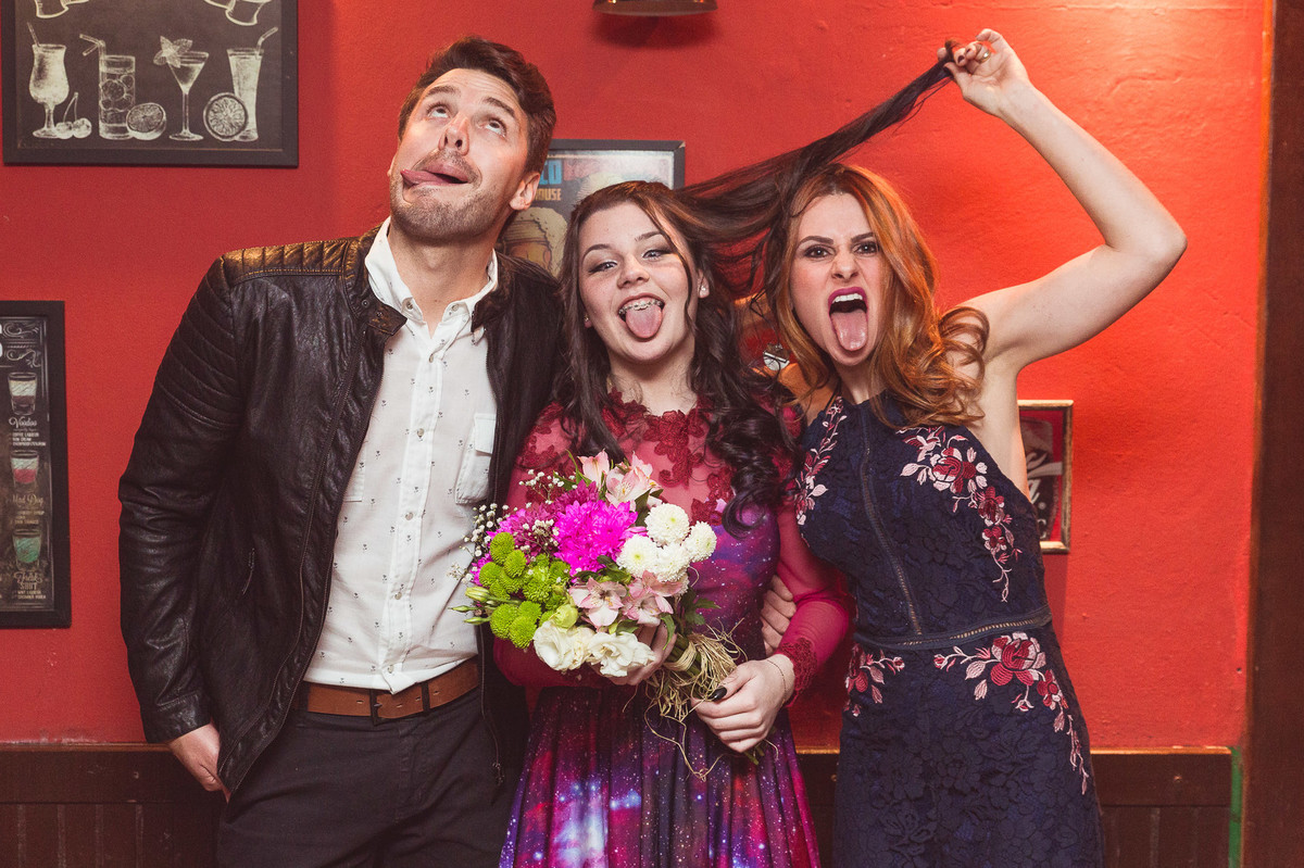 Titia. Aniversário 15 anos Gabrielle. Opa Eventos. Fotografia de Eduardo Pasqualini Fotógrafo em Rio do Sul, Santa Catarina, Brasil.