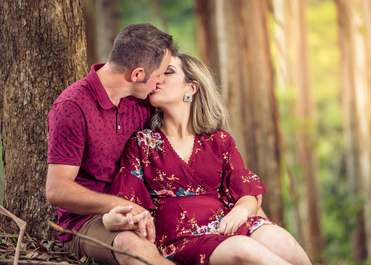 Beijokas. Pre-wedding Thais e Maicon, Presidente Nereu, Vidal Ramos. Fotografia de Eduardo Pasqualini, fotógrafo de casamentos e ensaios em Rio do Sul, Santa Catarina.