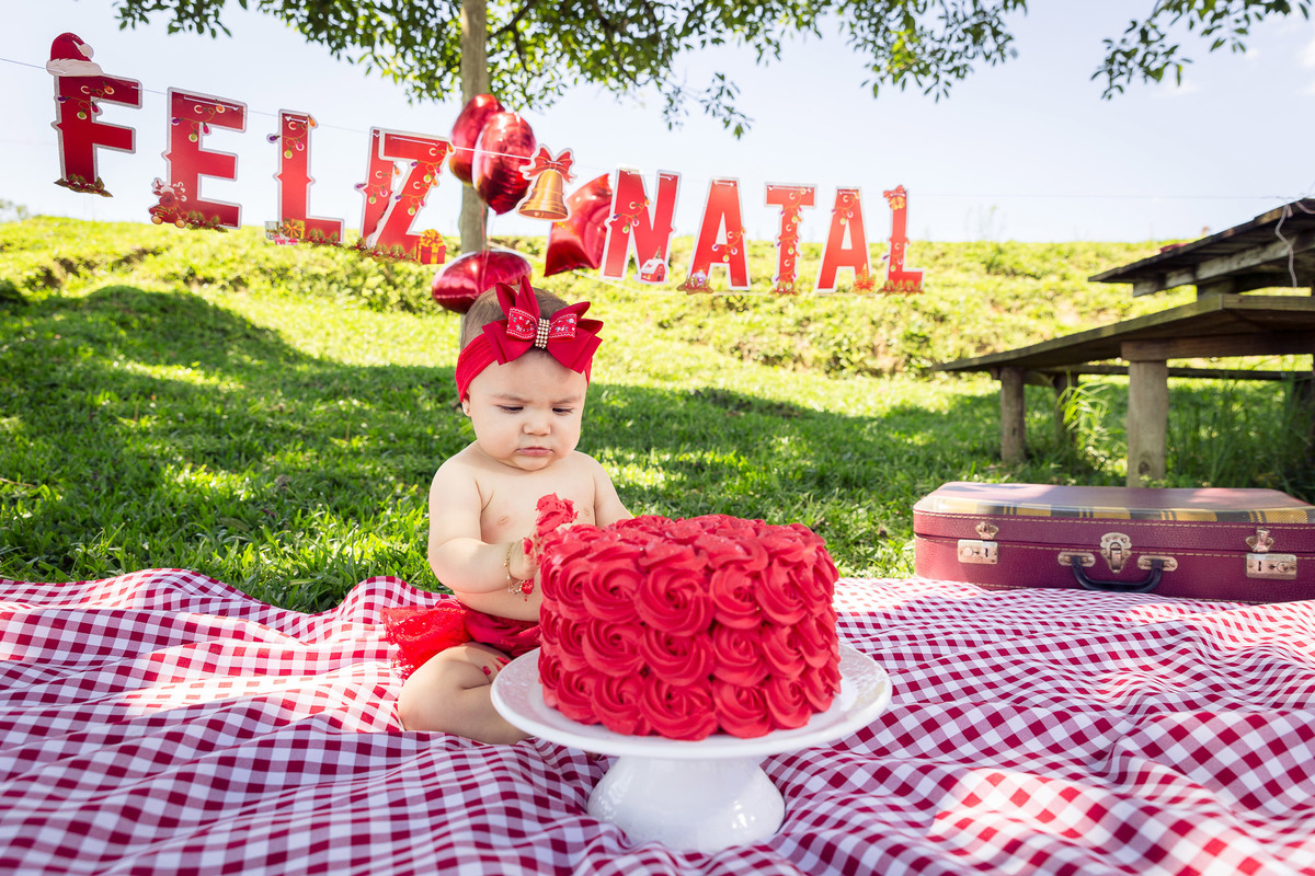 Cake. Fotografia de Eduardo Pasqualini, fotógrafo de ensaios e família em Rio do Sul, Santa Catarina.