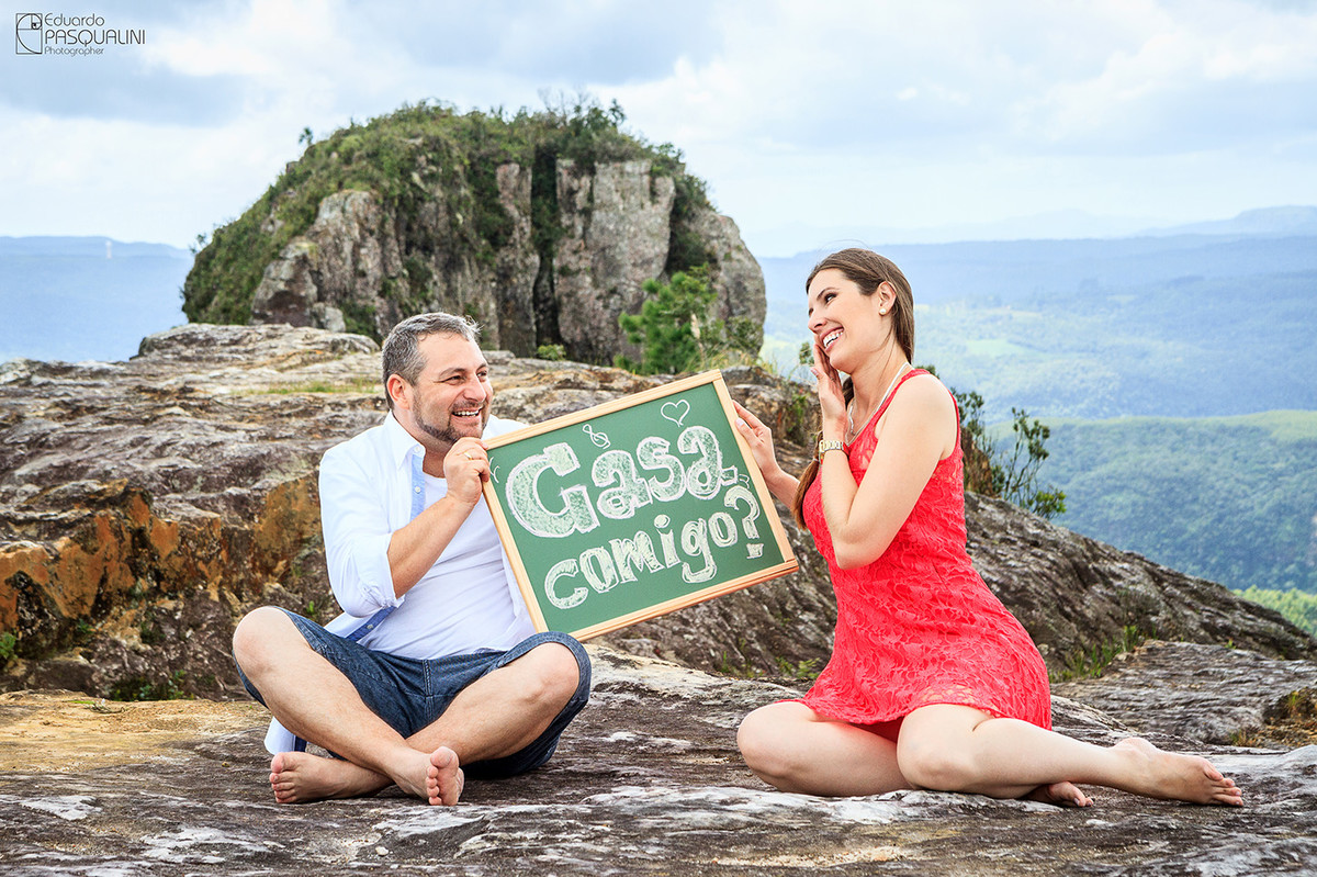 Plaquinha Casa Comigo. Fotografia de Eduardo Pasqualini, fotógrafo de casamentos e ensaios em Rio do Sul, Santa Catarina.