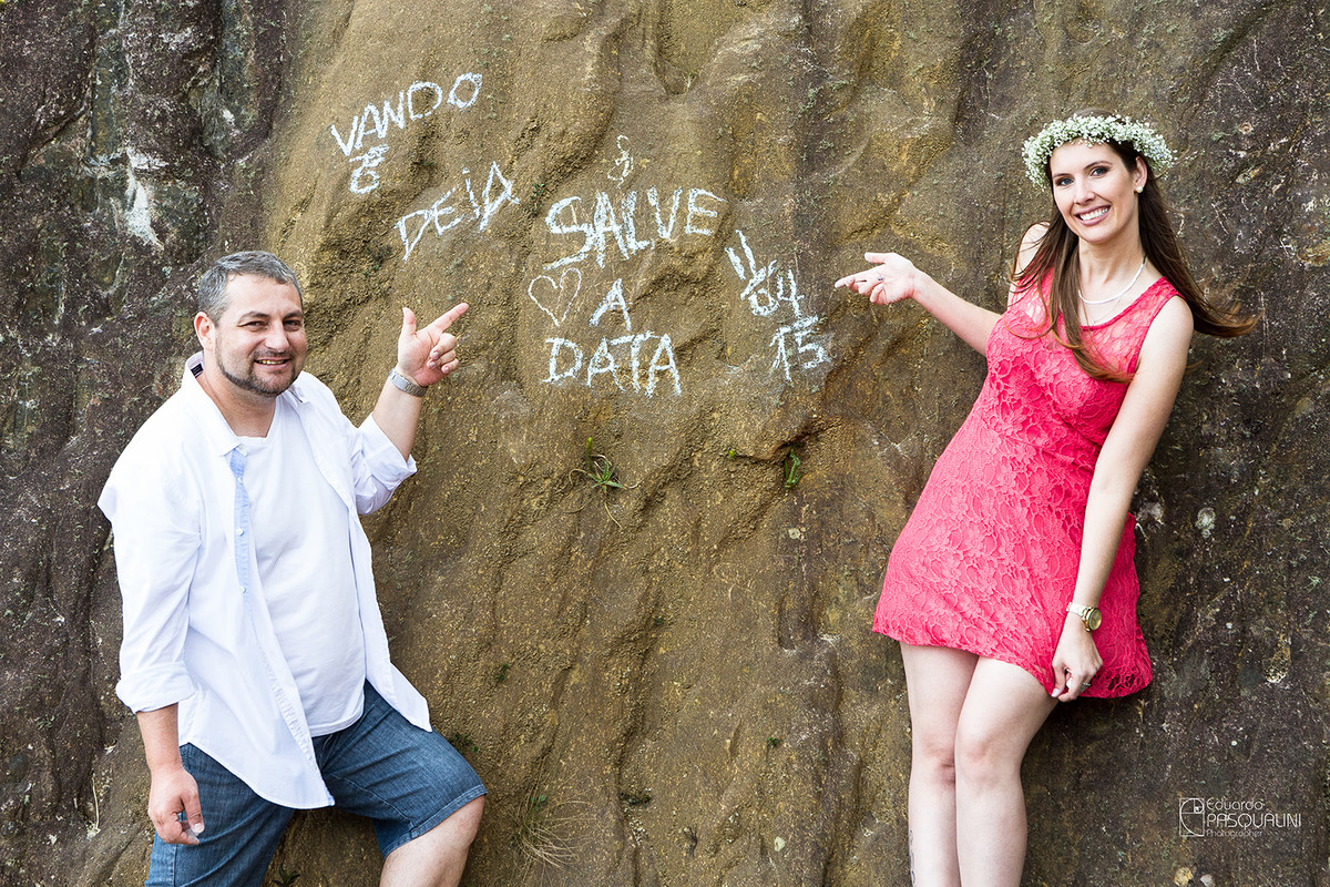 Salve a data. Fotografia de Eduardo Pasqualini, fotógrafo de casamentos e ensaios em Rio do Sul, Santa Catarina.