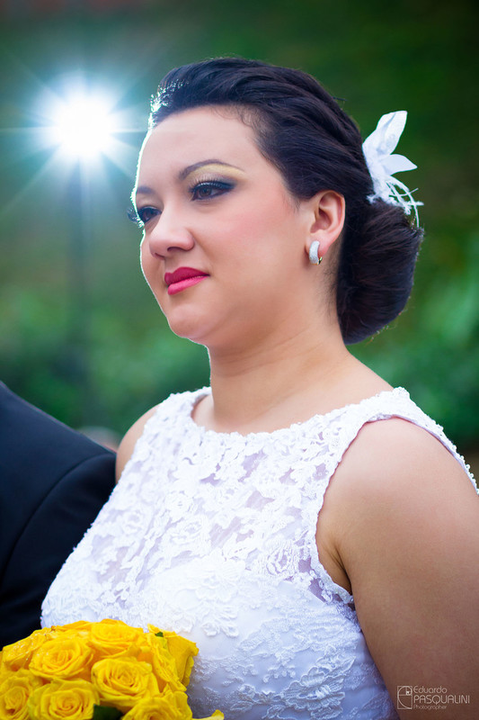 Daiane, noiva de Rodnei. Fotografia de Eduardo Pasqualini, fotógrafo de casamentos e ensaios em Rio do Sul, Santa Catarina. Villa Viver.