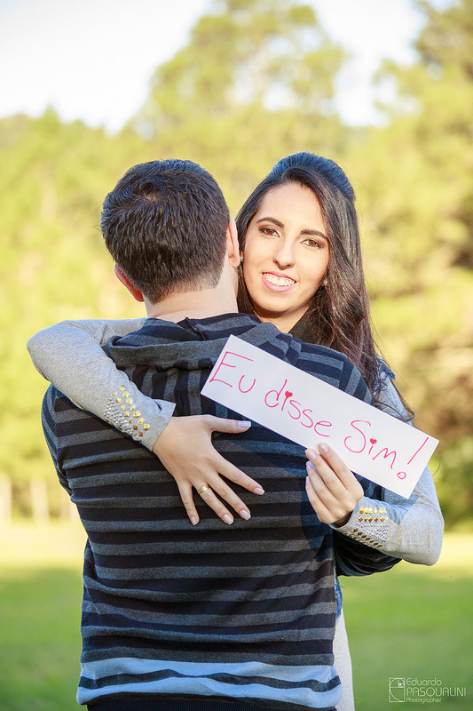 Everton pediu Vanessa em casamento e ela disse sim. Fotografia de Eduardo Pasqualini, fotógrafo de casamentos e ensaios em Rio do Sul, Santa Catarina. Lontras.