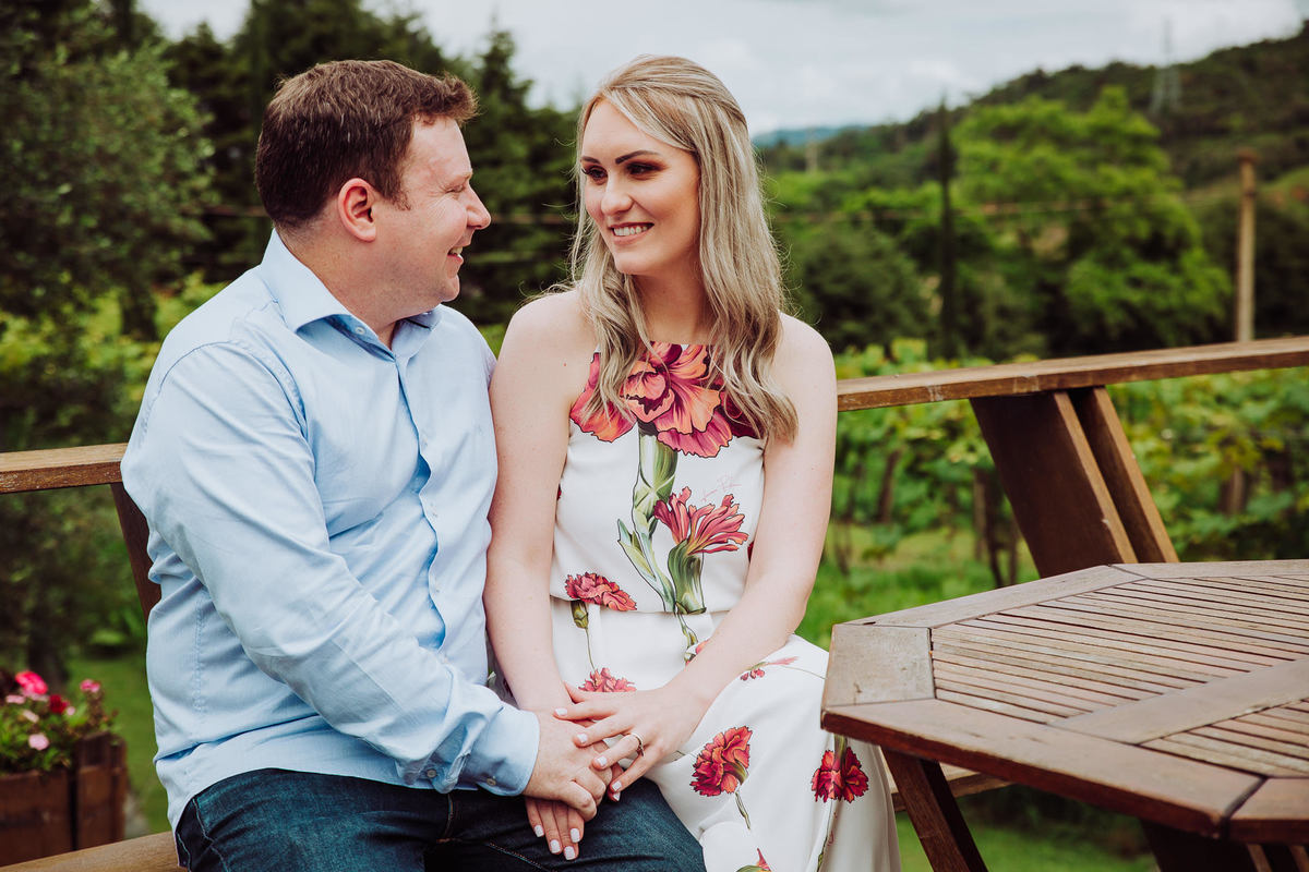 Casal. Batizado Igreja Luterana, Casamento. Fotografia de Eduardo Pasqualini, fotógrafo de casamentos e ensaios em Rio do Sul, Santa Catarina.