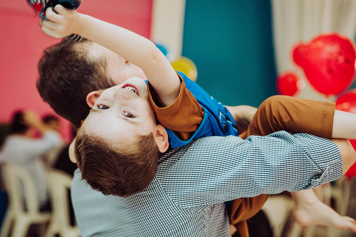 Bem feliz... Aniversário Luís Otávio. Espaço 10. Fotografia de Eduardo Pasqualini, fotógrafo de casamentos e ensaios em Rio do Sul, Santa Catarina.