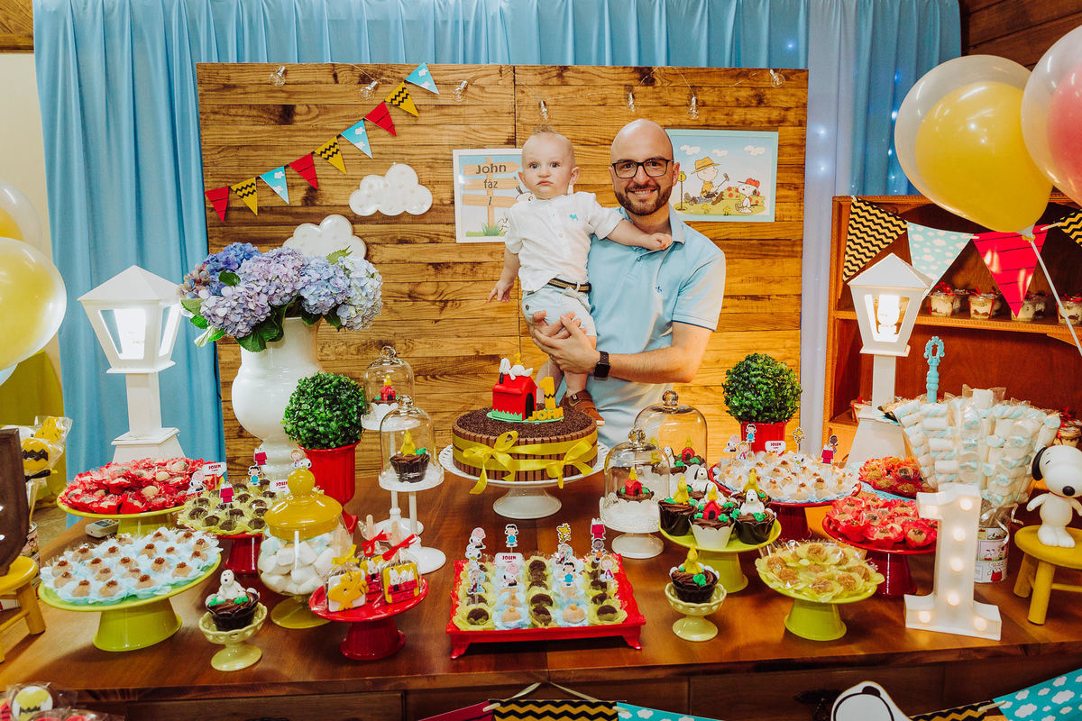 Pai do John. Aniversário Infantil 1 Aninho John, Alan e Karina. Azeite de Oliva Casa de Eventos. Fotografia de Eduardo Pasqualini, fotógrafo de casamentos e ensaios em Rio do Sul, Santa Catarina.