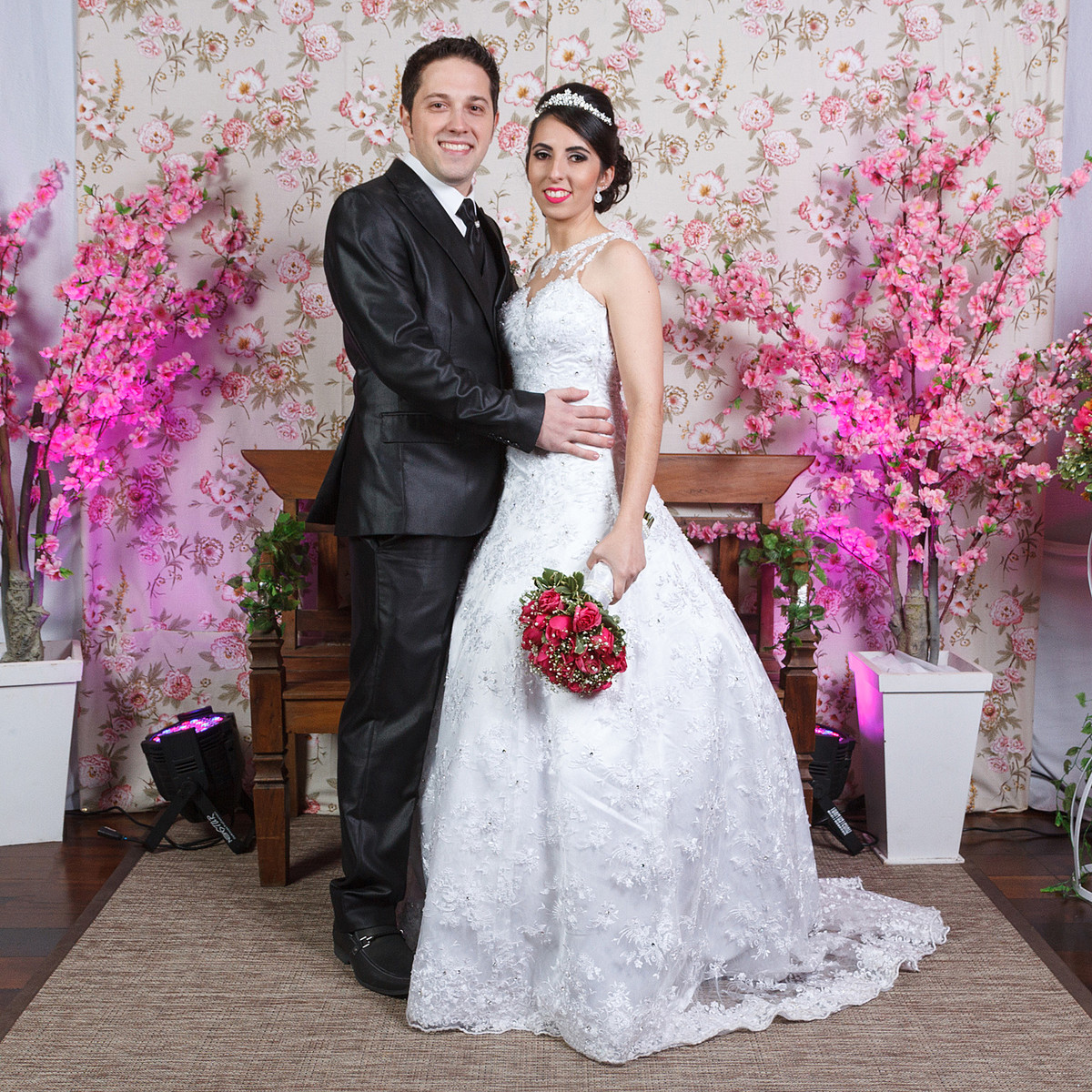 Vanessa e Everton em seu dia especial. Eduardo Pasqualini Fotografias - Fotógrafo profissional de ensaio e casamento em Rio do Sul, Santa Catarina, Brasil.