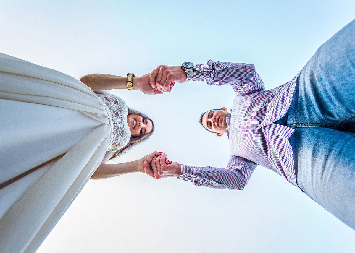 Me dê a mão e venha comigo. Eduardo Pasqualini Fotografias - Fotógrafo profissional de ensaio e casamento em Santa Catarina, Brasil. Braço do Trombudo.