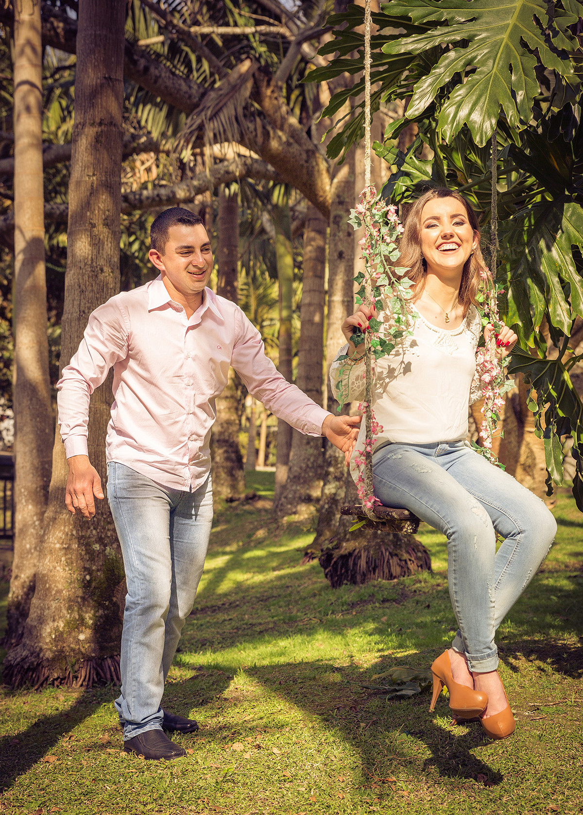 Não tem idade para balançar e se divertir. Eduardo Pasqualini Fotografias - Fotógrafo profissional de ensaio e casamento em Santa Catarina, Brasil. Braço do Trombudo.